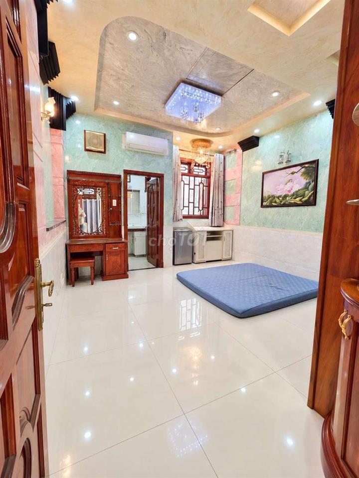 Phòng 25m² có máy lạnh, tủ lạnh, WC riêng  4,2tr/th Âu Cơ, Tân Phú