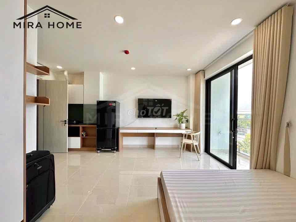 Căn hộ full nội thất - Phòng ban công 🏡