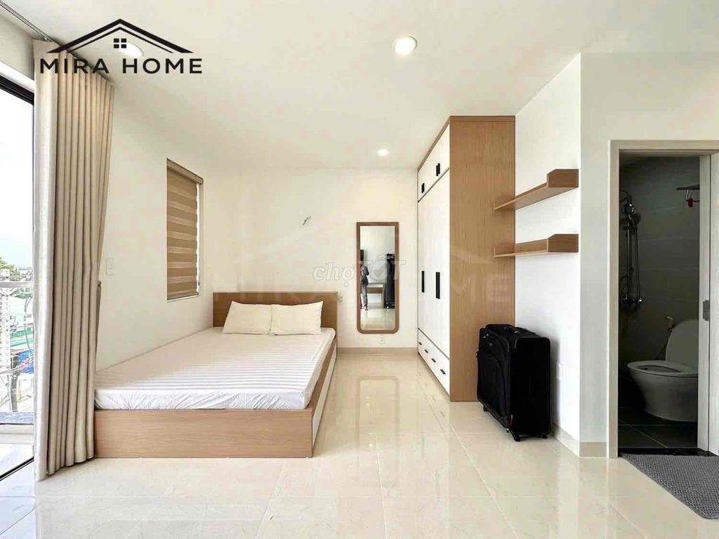 Căn hộ full nội thất - Phòng ban công 🏡