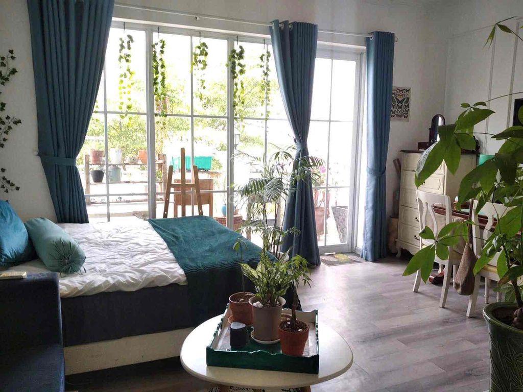 CHO THUÊ CĂN HỘ BAN CÔNG STYLE SIÊU THƠ Ở TRẦN HƯNG ĐẠO QUẬN 1 GIÁ RẺ