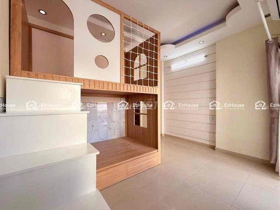 Phòng Full nội thất - kh giới hạn người ở - Tân Sơn Nhì
