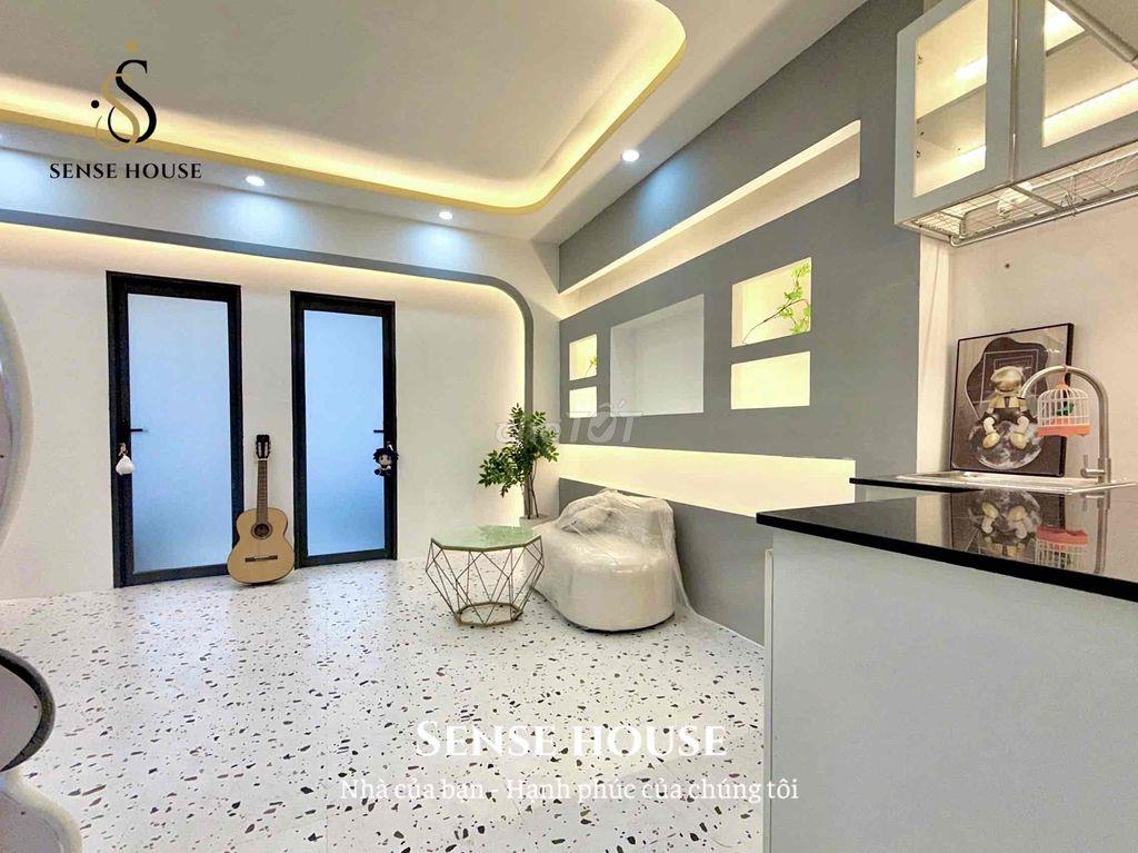 CHDV 2PN - full nội thất - bancol - sân thượng - 40m2