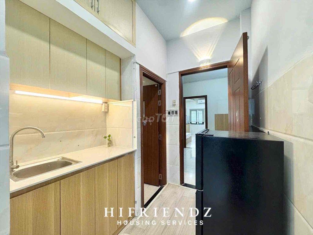 STUDIO FULL NỘI THẤT BAN CÔNG SIÊU THOÁNG GẦN ĐH Y DƯỢC