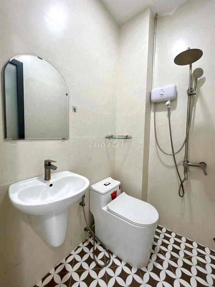 STUDIO CỬA SỐ TRỜI THOÁNG MÁT VIEW SIU CHILL GẦN Y DƯỢC, BÁCH KHOA