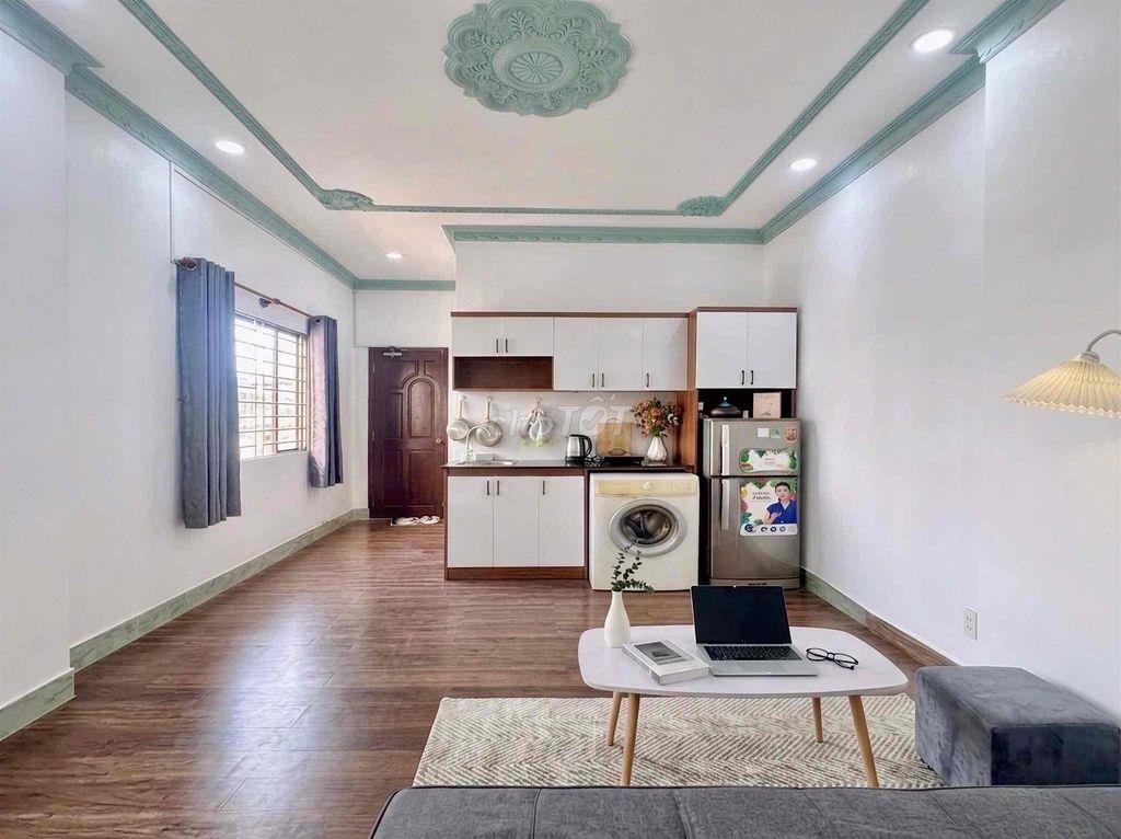 Căn hộ 1 phòng ngủ 1 phòng khách rộng ngay trung tâm quận 11