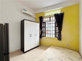 Căn hộ studio full nội thất cửa sổ trời lớn ngay TT Q10