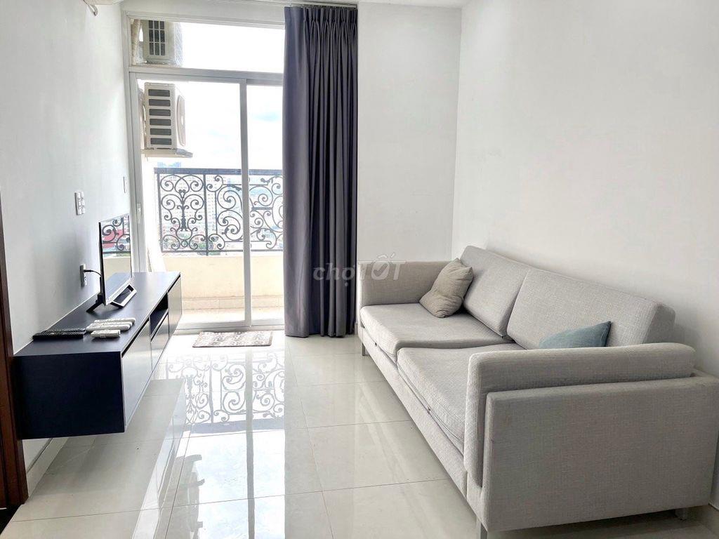 Chung cư Hoa Sen. Lạc Long Quân giá 15tr căn 3p ngủ sẵn nội thất