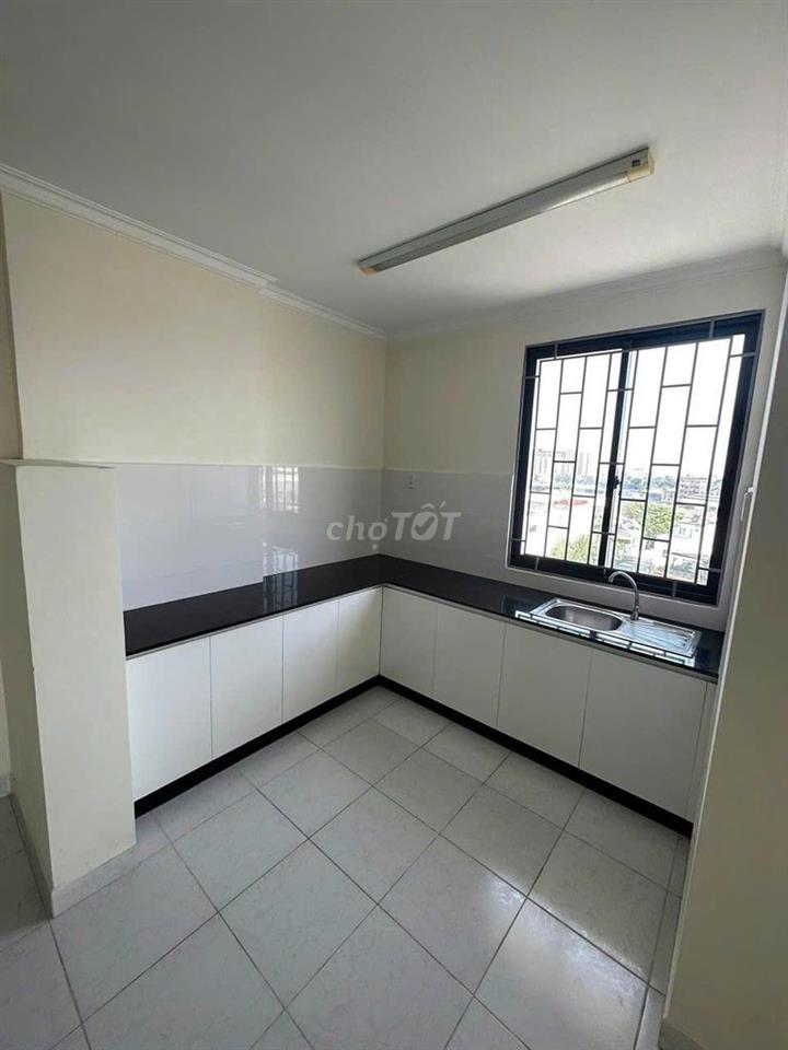 Chung cư Phú Thọ đường Nguyễn Thị Nhỏ căn 1p ngủ  giá 8tr/tháng
