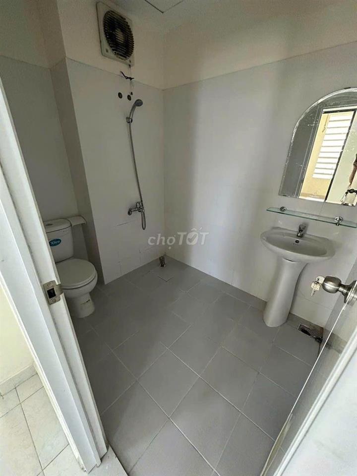 Chung cư Phú Thọ đường Nguyễn Thị Nhỏ căn 1p ngủ  giá 8tr/tháng