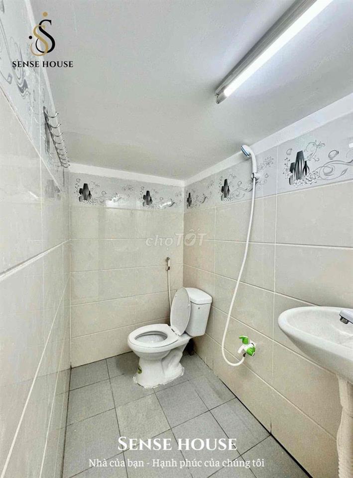 Khai Trương Nhà Mới Cửa Sổ Trời Chỉ 3tr5 | Đầm Sen - ĐH Hồng Bàng