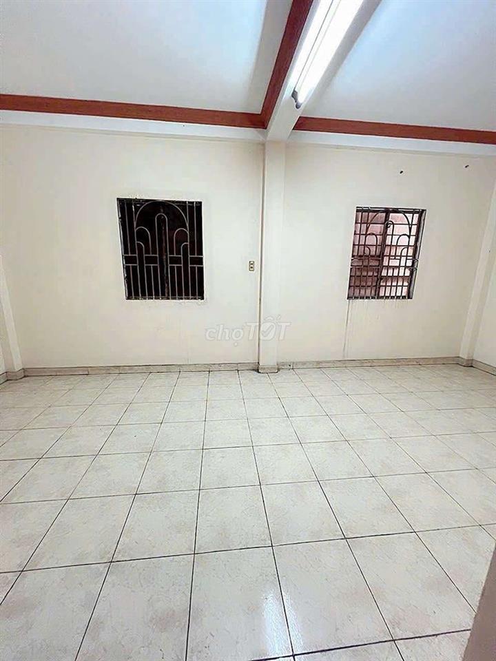 Nhà bán hoặc cho thuê
