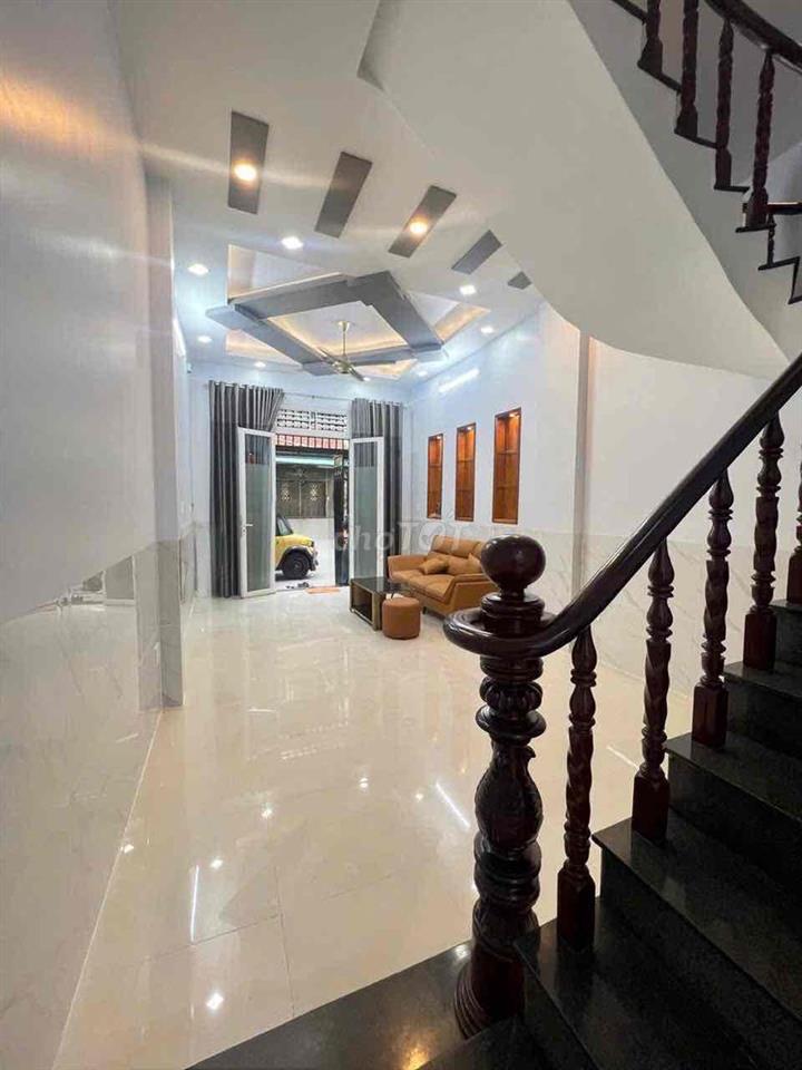 10.8 tỷ - [4m x 14m] 4 TẦNG MỚI hẻm THÔNG XE HƠI gần VX LÊ ĐẠI HÀNH