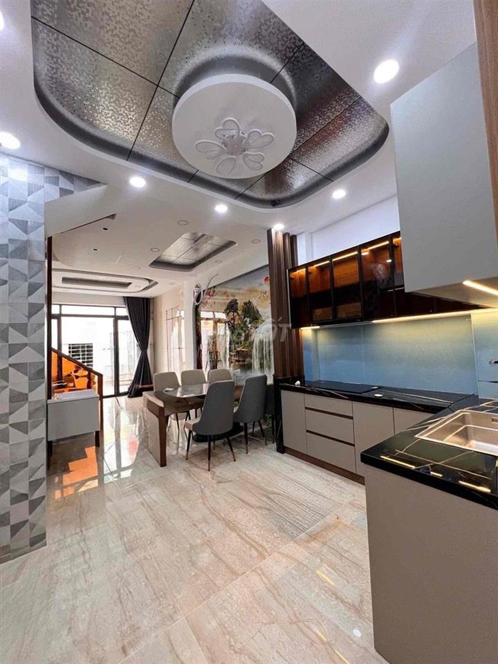 [4.3m x 16m] - 7.4 TỶ - 2 TẦNG MỚI - FULL NỘI THẤT ngay CHỢ HOA ĐẦMSEN