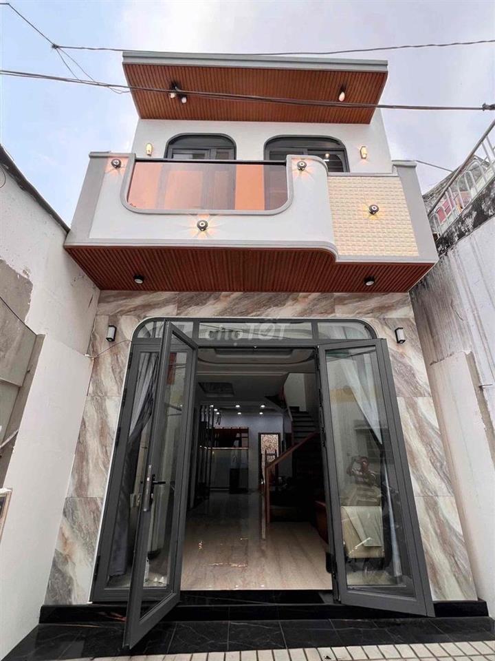 [4.3m x 16m] - 7.4 TỶ - 2 TẦNG MỚI - FULL NỘI THẤT ngay CHỢ HOA ĐẦMSEN