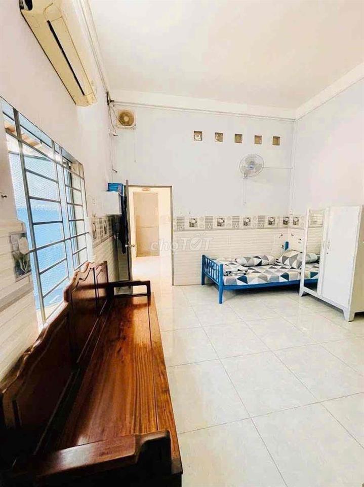 [8m x 18m] - 10 TỶ NHÀ MỚI 4 TẦNG gần LẠC LONG QUÂN ĐẦM SEN