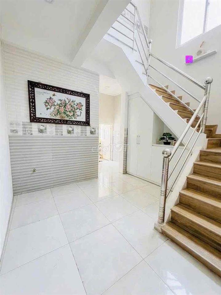 [8m x 18m] - 10 TỶ NHÀ MỚI 4 TẦNG gần LẠC LONG QUÂN ĐẦM SEN