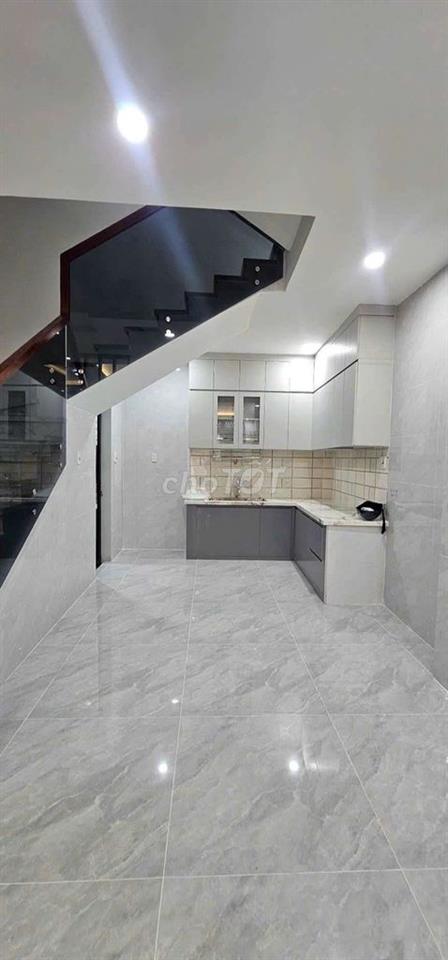 Bán nhà hẻm xe hơi đường 3/2 Quận 11,kế bên Tạ uyên