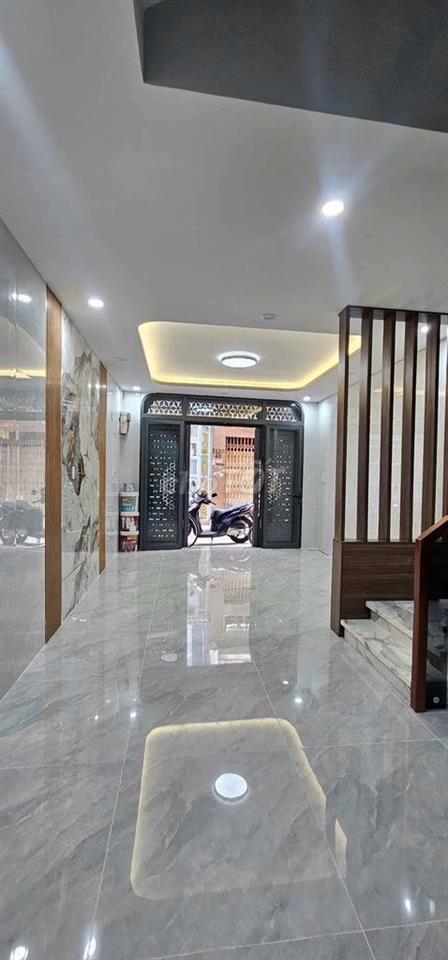 Bán nhà hẻm xe hơi đường 3/2 Quận 11,kế bên Tạ uyên