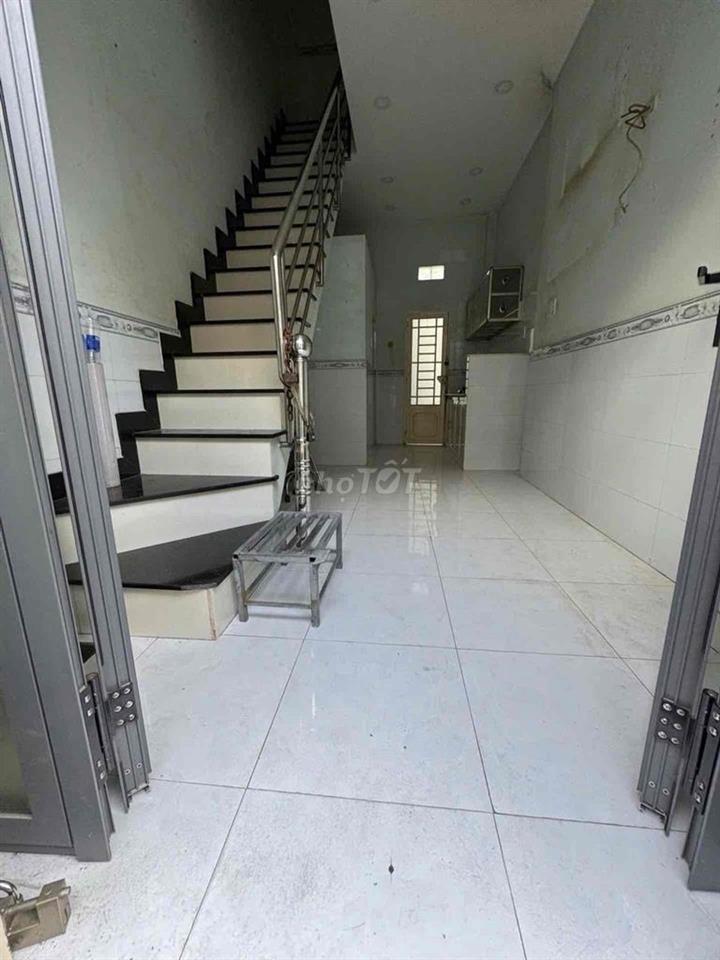 Bán nhà Bình Tiên, 20m2, 2 tầng, sổ vuông vức hoàn công đủ, hẻm 3m