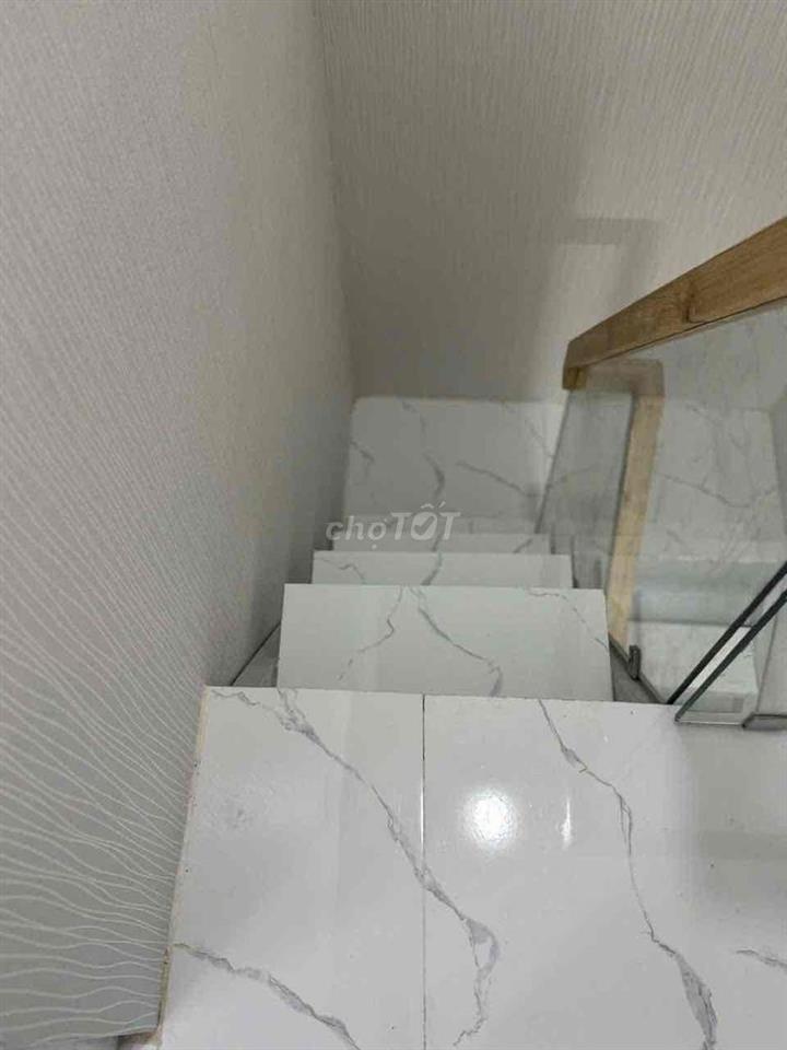 BÁN NHÀ Q6 NGUYỄN VĂN LUÔNG, GẦN 20m2, 3 TẦNG, 2PN, 3WC, NHỈNH 2 TỶ