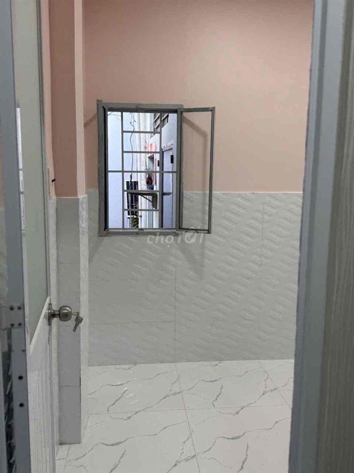 BÁN NHÀ Q6 NGUYỄN VĂN LUÔNG, GẦN 20m2, 3 TẦNG, 2PN, 3WC, NHỈNH 2 TỶ