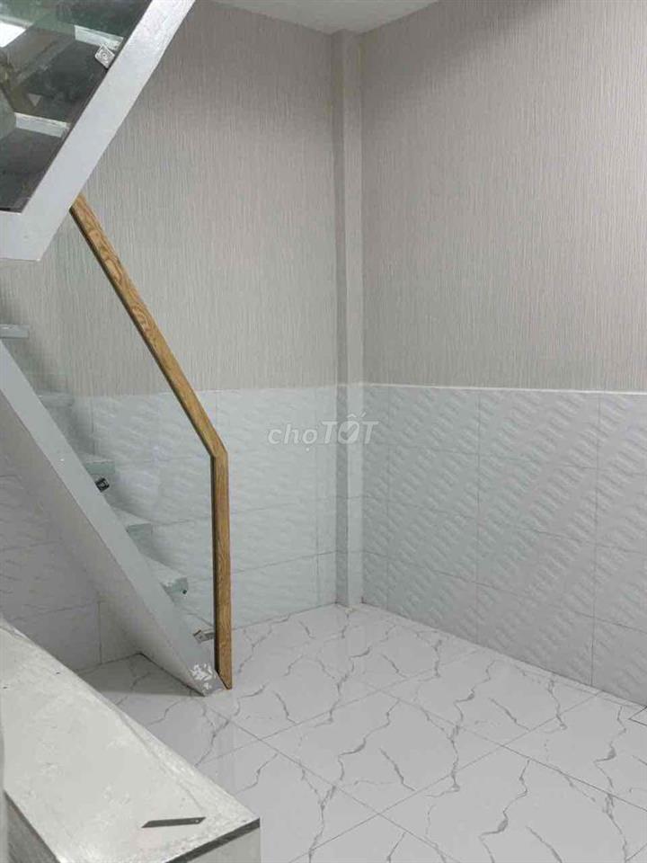 BÁN NHÀ Q6 NGUYỄN VĂN LUÔNG, GẦN 20m2, 3 TẦNG, 2PN, 3WC, NHỈNH 2 TỶ