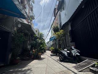 BÁN NHÀ BÀ HOM 2 TẦNG, SÁT CHỢ PHÚ LÂM, 30M2, 2PN, HẺM AN NINH, RỘNG