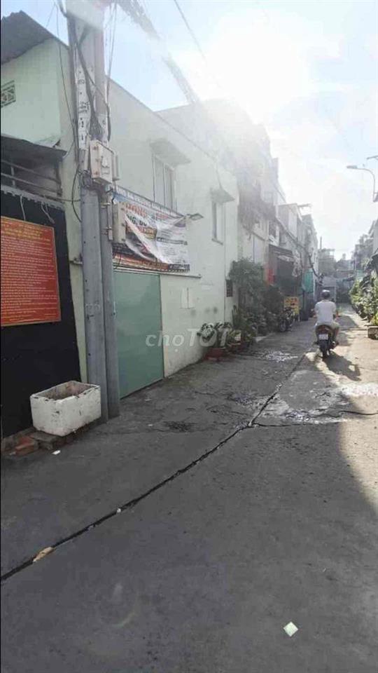 NHÀ LÔ GÓC LÊ VĂN QUỚI ĐS8, HXH THÔNG, 5x8M, NHỈNH 2 TỶ