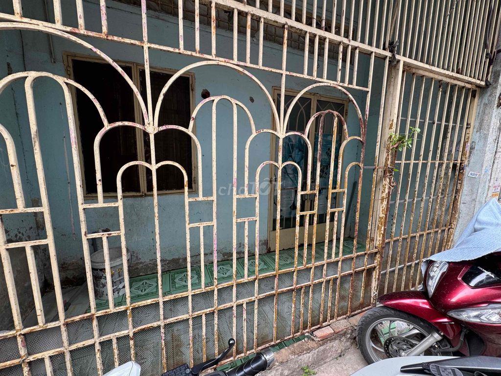 Ngay Kênh Nước Đen, tiện xây mới, chưa qua đầu tư, 4x12, hẻm rộng