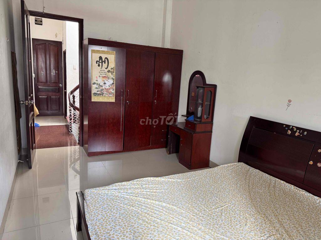 Nhà đẹp CMT8, 45m2, Xe hơi tới cửa, 1 trệt 3 lầu, 5PN, giá 11,9 tỷ TL