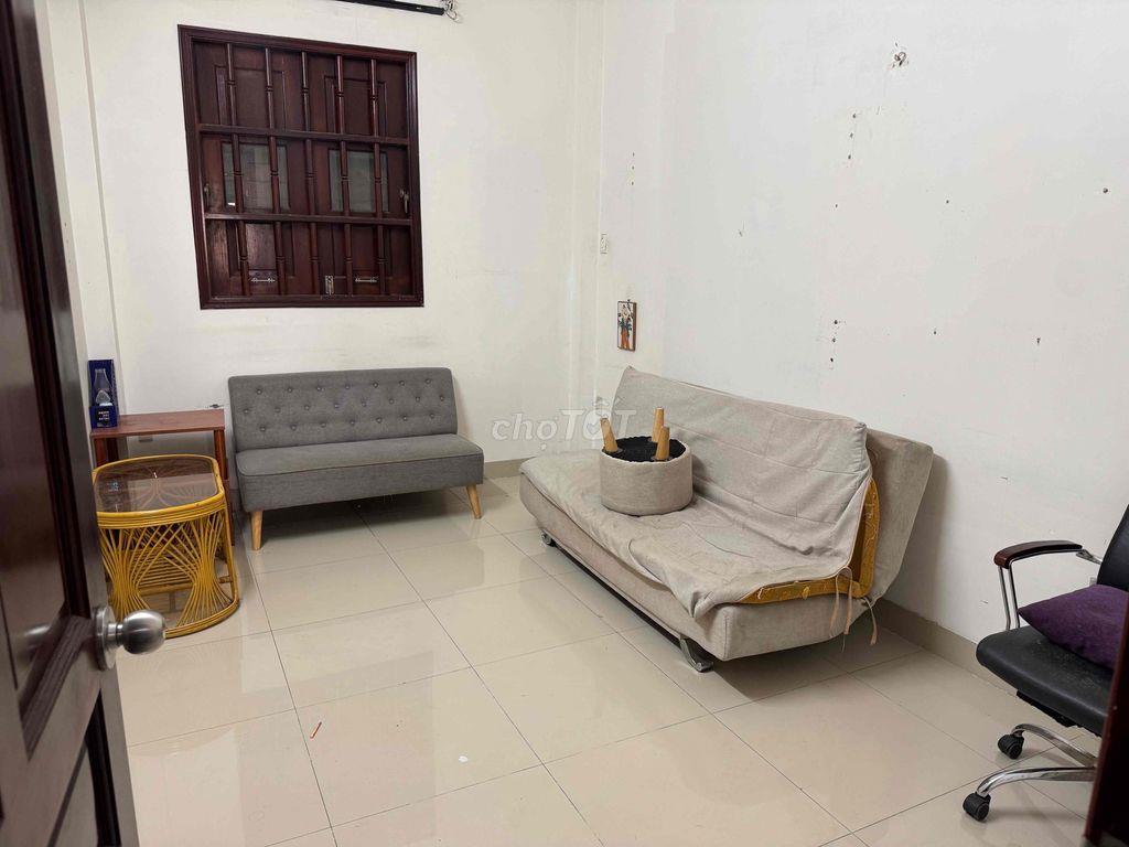 Nhà đẹp CMT8, 45m2, Xe hơi tới cửa, 1 trệt 3 lầu, 5PN, giá 11,9 tỷ TL