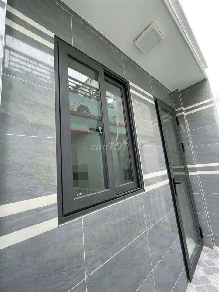 Nhà 1 lầu ngay Ngã tư đường Mã Lò và Hương Lộ 2 Bệnh Viện Bình Tân