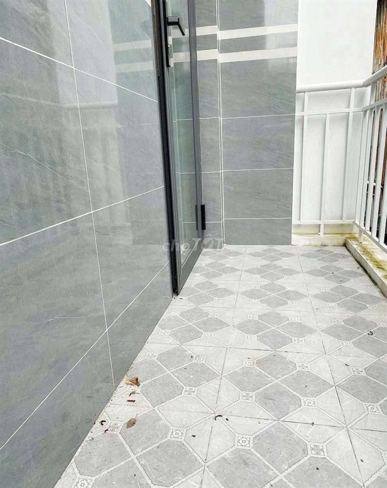 Nhà 1 lầu ngay Ngã tư đường Mã Lò và Hương Lộ 2 Bệnh Viện Bình Tân
