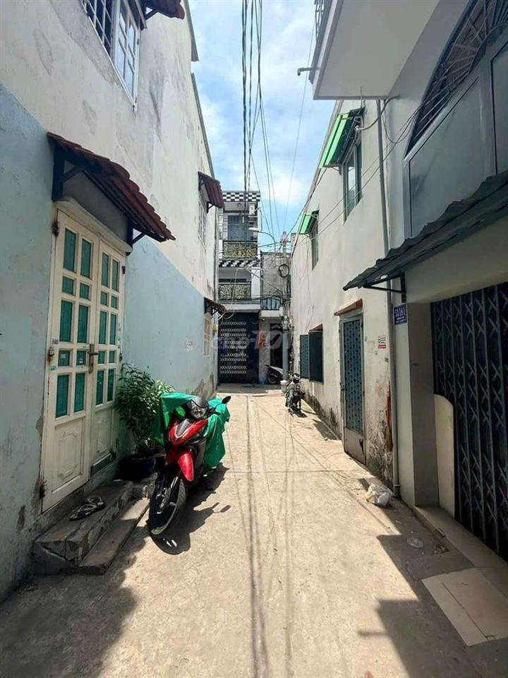 Nhà 1 trệt 2 lầu đường số 8b bhha Bình Tân giáp Tân Phú