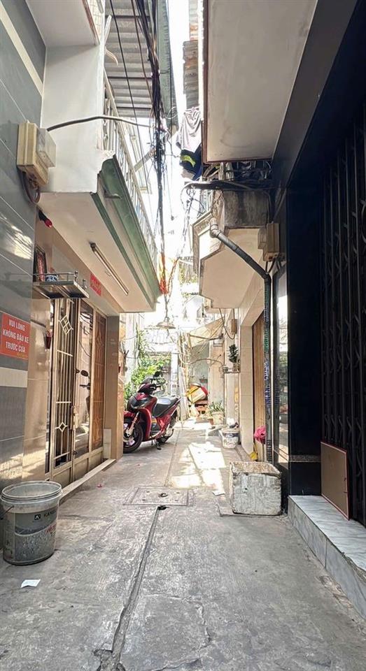 Nhà nhỏ sổ hồng riêng đường Mã Lò quận Bình Tân 
