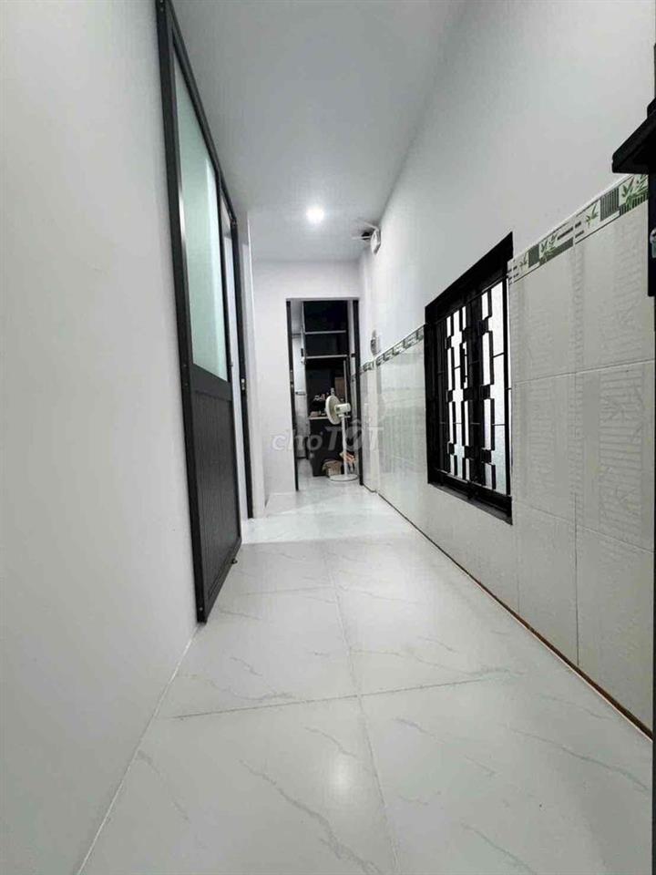 Sốc ! Giảm 250tr. chỉ còn 4tỷ850 TL nhẹ. 44m2 hẻm 1/ Hoà Bình