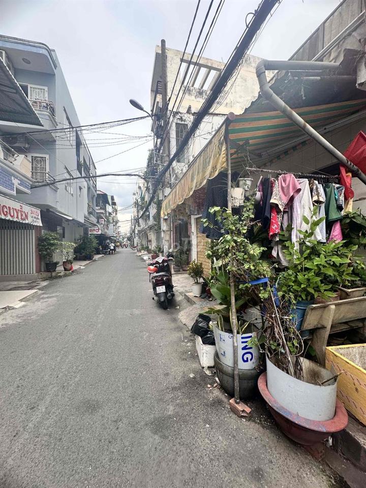 cần bán gấp nhà cho con du học
