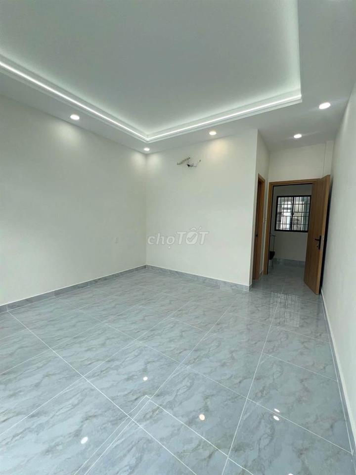 Bán nhà 5 tầng Lạc Long Quân Q11