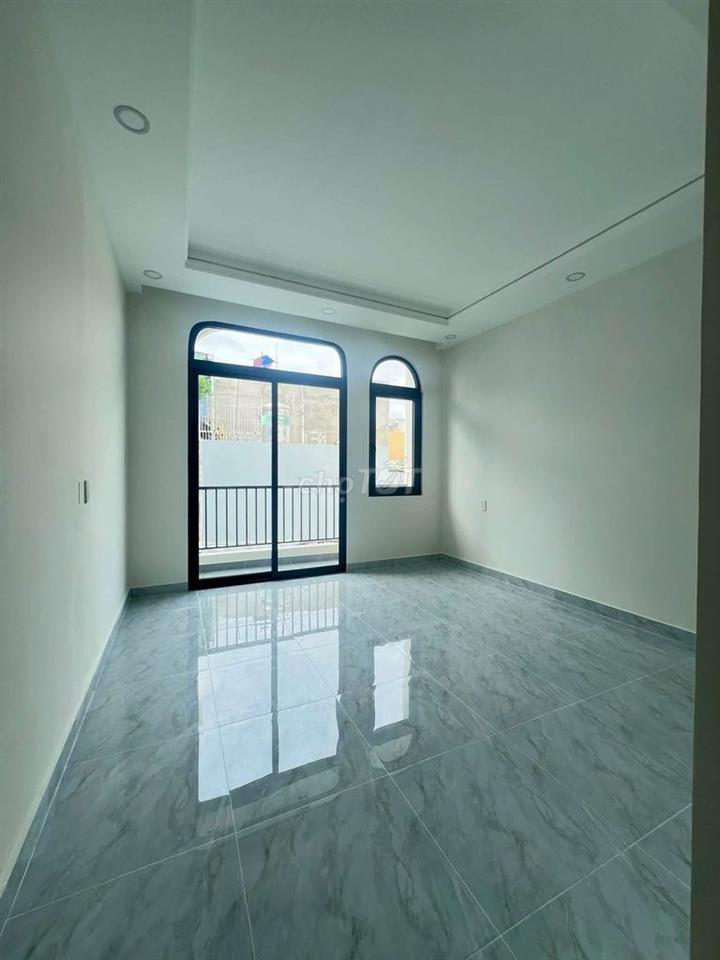 Bán nhà 5 tầng Lạc Long Quân Q11