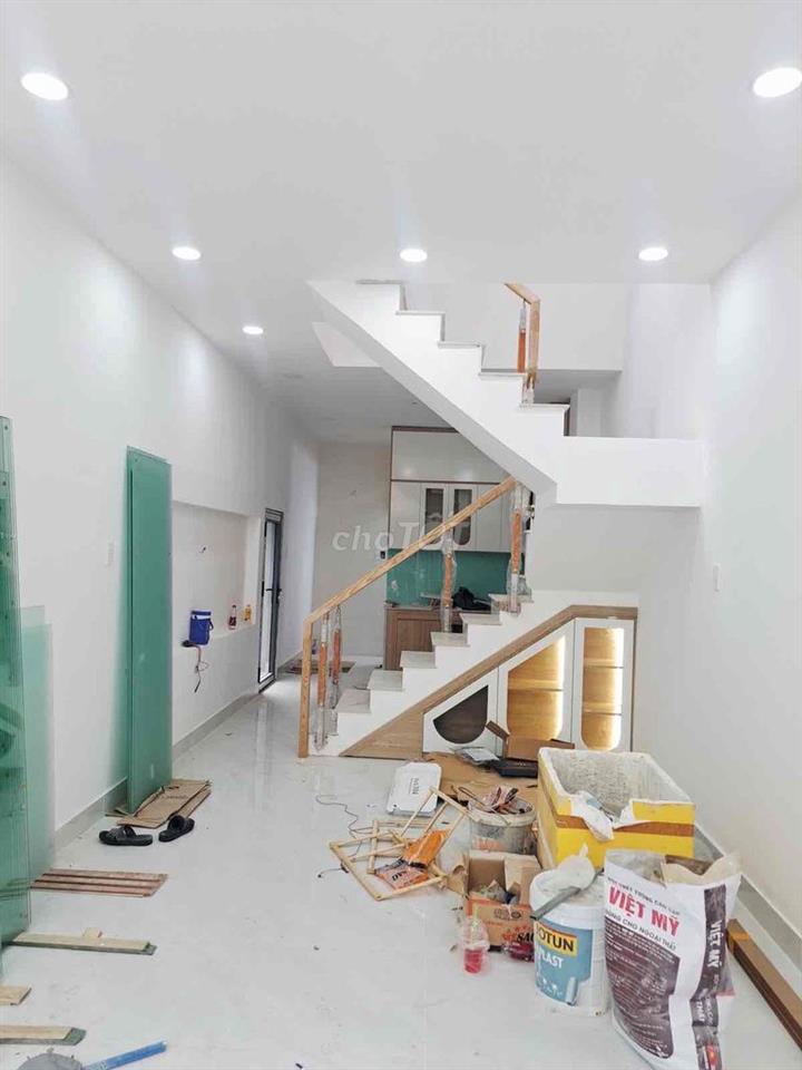 Nhà hậu giang