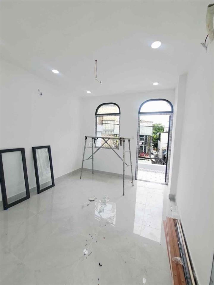 Nhà hậu giang