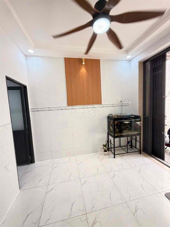 Âu Cơ  4.9 Tỷ Phường 14 Quận 11 (phường Hoà Bình mới )