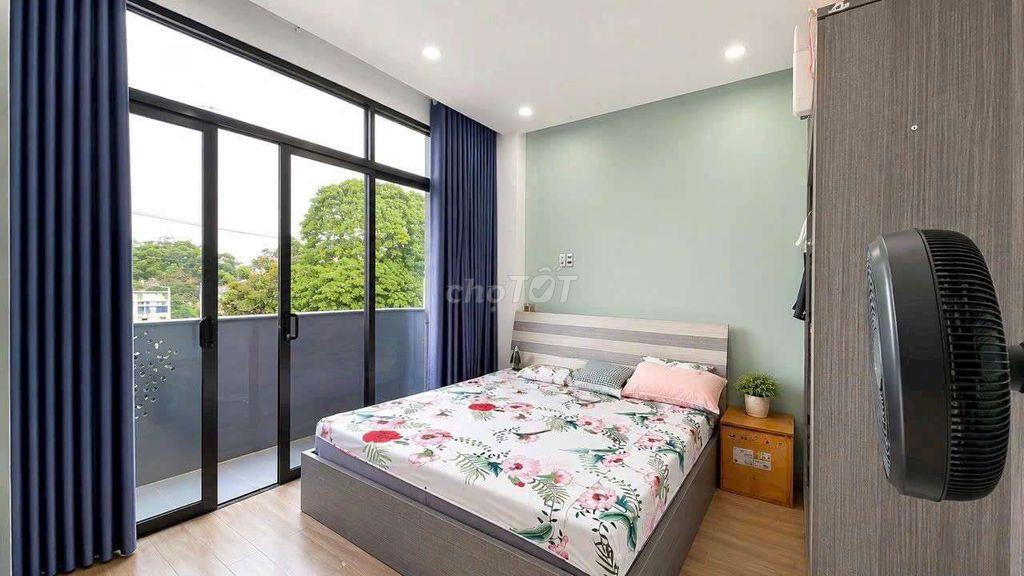 GẤP - NHÀ 5 TẦNG KẾ ĐẠI HỌC VĂN HIẾN - NGANG LỚN 6M - GIÁP BÀU CÁT
