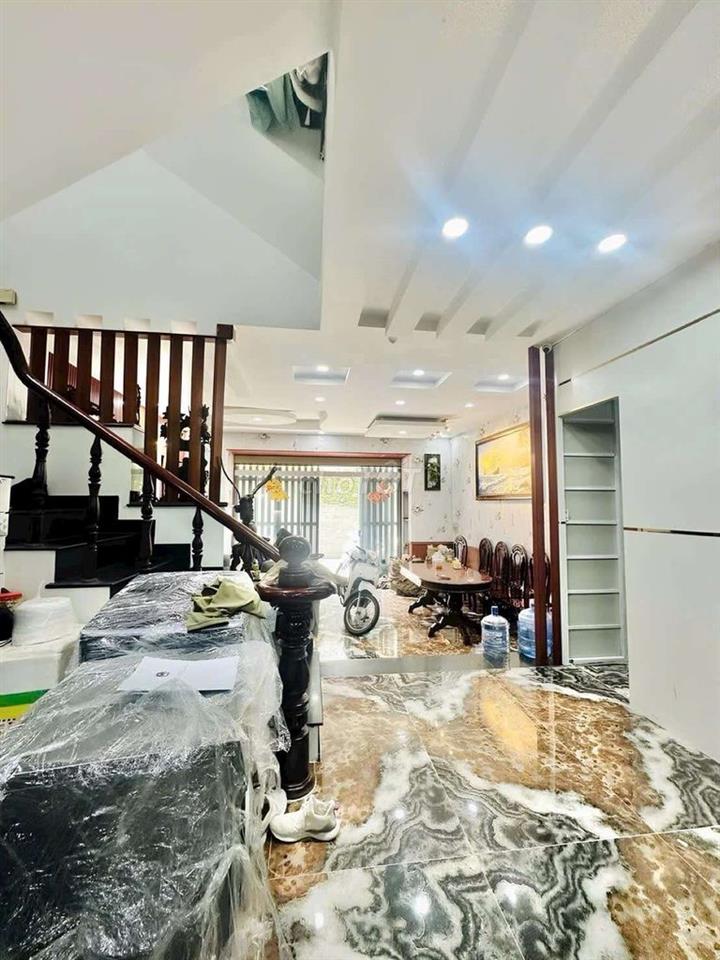 Hạ 200tr- DT: Ngang 6x14m - Vườn Lài - Nhà BTCT 5 Tầng, Sân Thượng