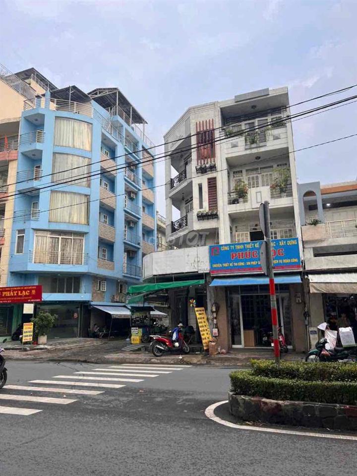 Bán nhà căn góc Quận 11, Giá Rẻ
