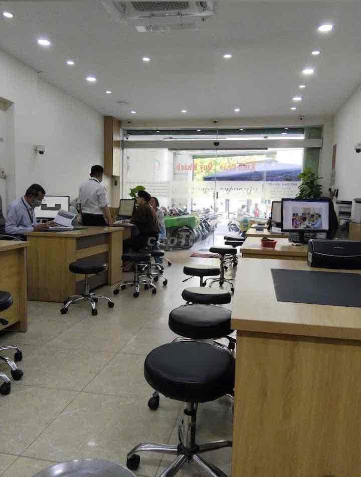 Cho thuê nhà 4 Tầng MT Hoà Bình , Quận 11 , 5x26