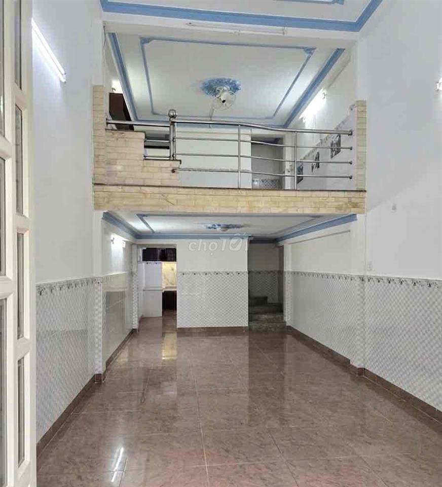 Cho thuê nhà 5 tầng, mặt tiền quận 11 giá rẻ