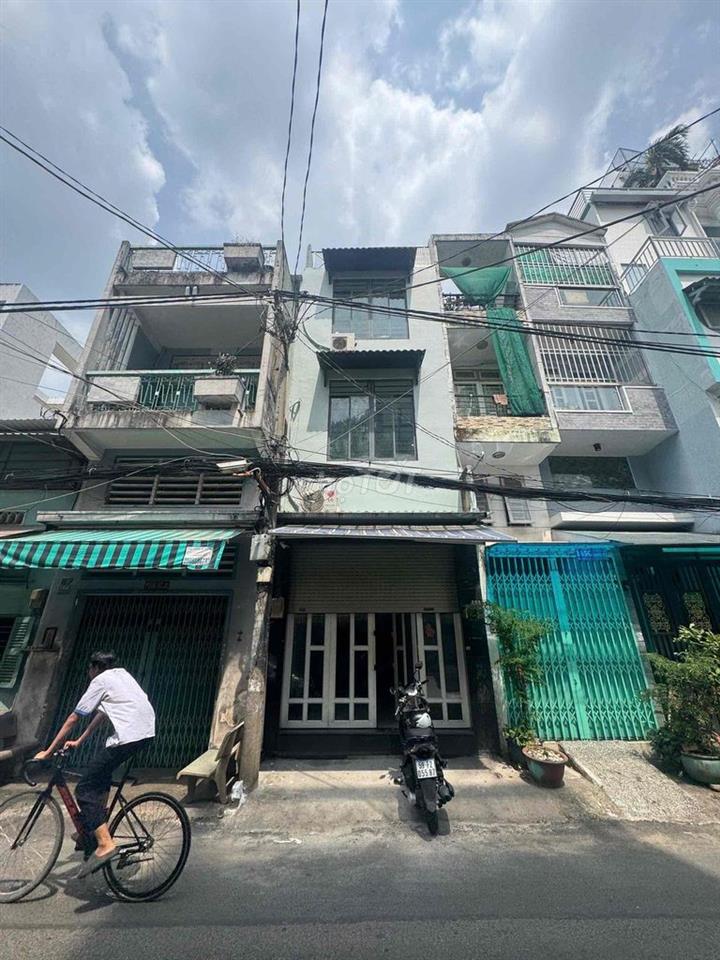 Cho Thuê Nhà Nguyên Căn Đội Cung