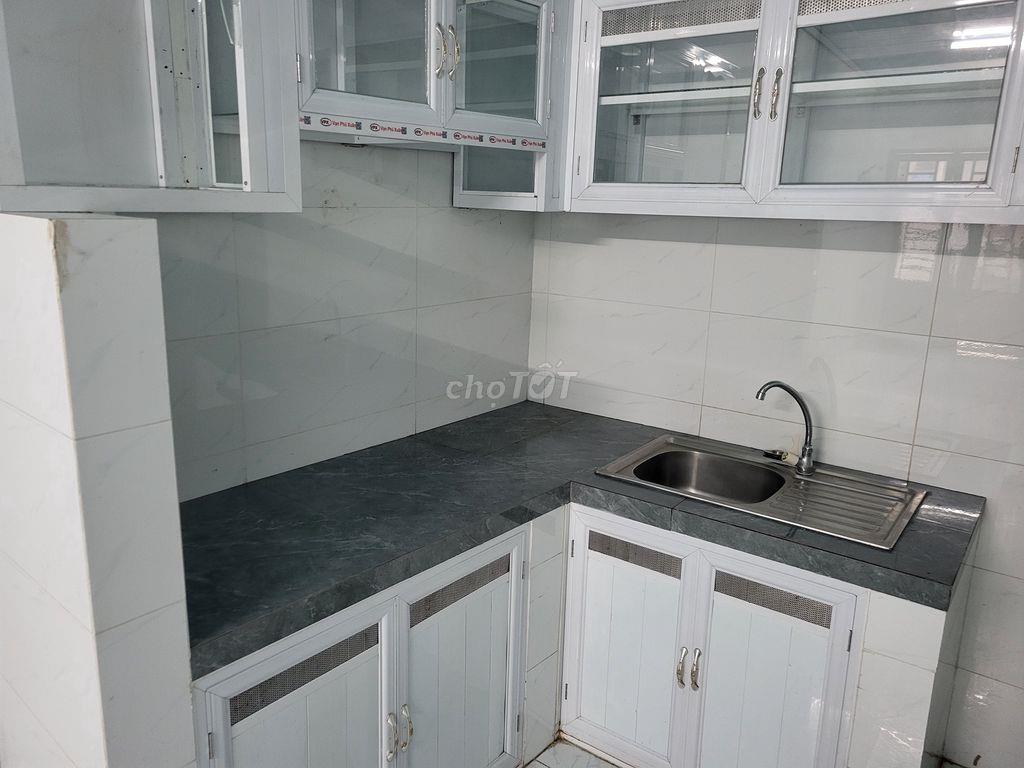 Cho thuê chính chủ, nhà hẻm 4m, đ phú thọ, P minh phụng tphcm