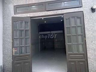 Lac Long Quân Q11. Gần chợ hoa Đầm Sen (1pn, 1wc). Dtsd 60m2